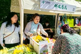 新控神！哈利伯顿首节2投1中得3分2板 单节8助引领全队进攻